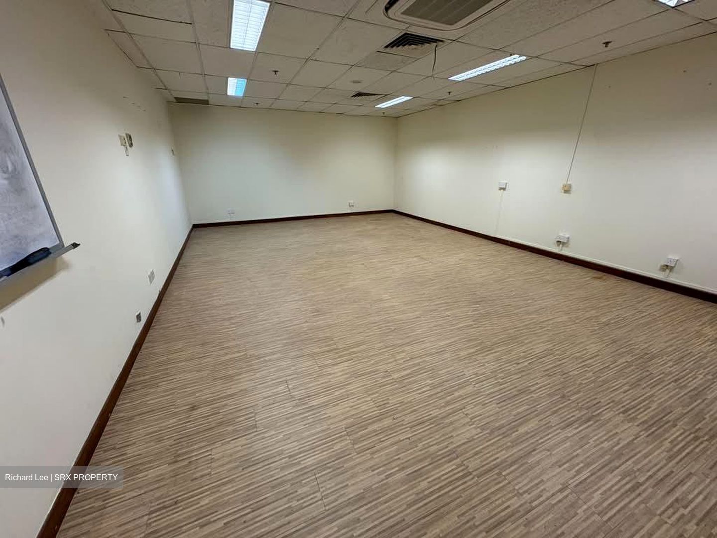 Ntuc Lifestyle Centre (jurong) (D22), Office #543710811